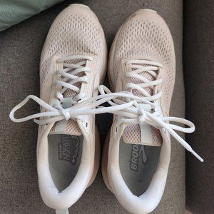 Brooks Women's Trace 3 Running Shoes size 9.5